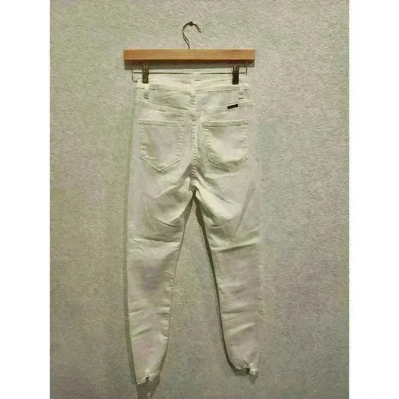 Kancan White 1/24 High-rise Buttonfly - Picture 3 of 4